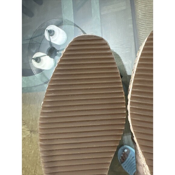 Karl Lagerfeld Quilted Beige Loafers - Picture 9 of 15